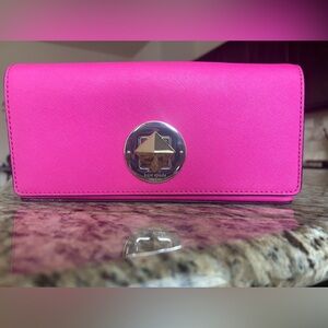 Kate Spade ♠️ New York Newbury Lane Keira Clutch